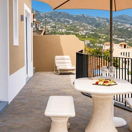 Cablecar House I, By Pausa Vacation Apartment Camara de Lobos