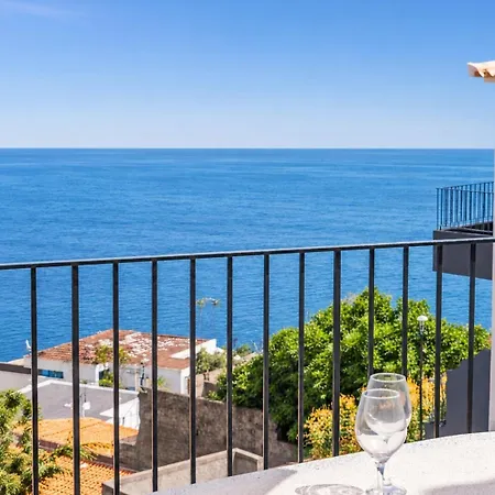 Apartment Cablecar House I, By Pausa Vacation